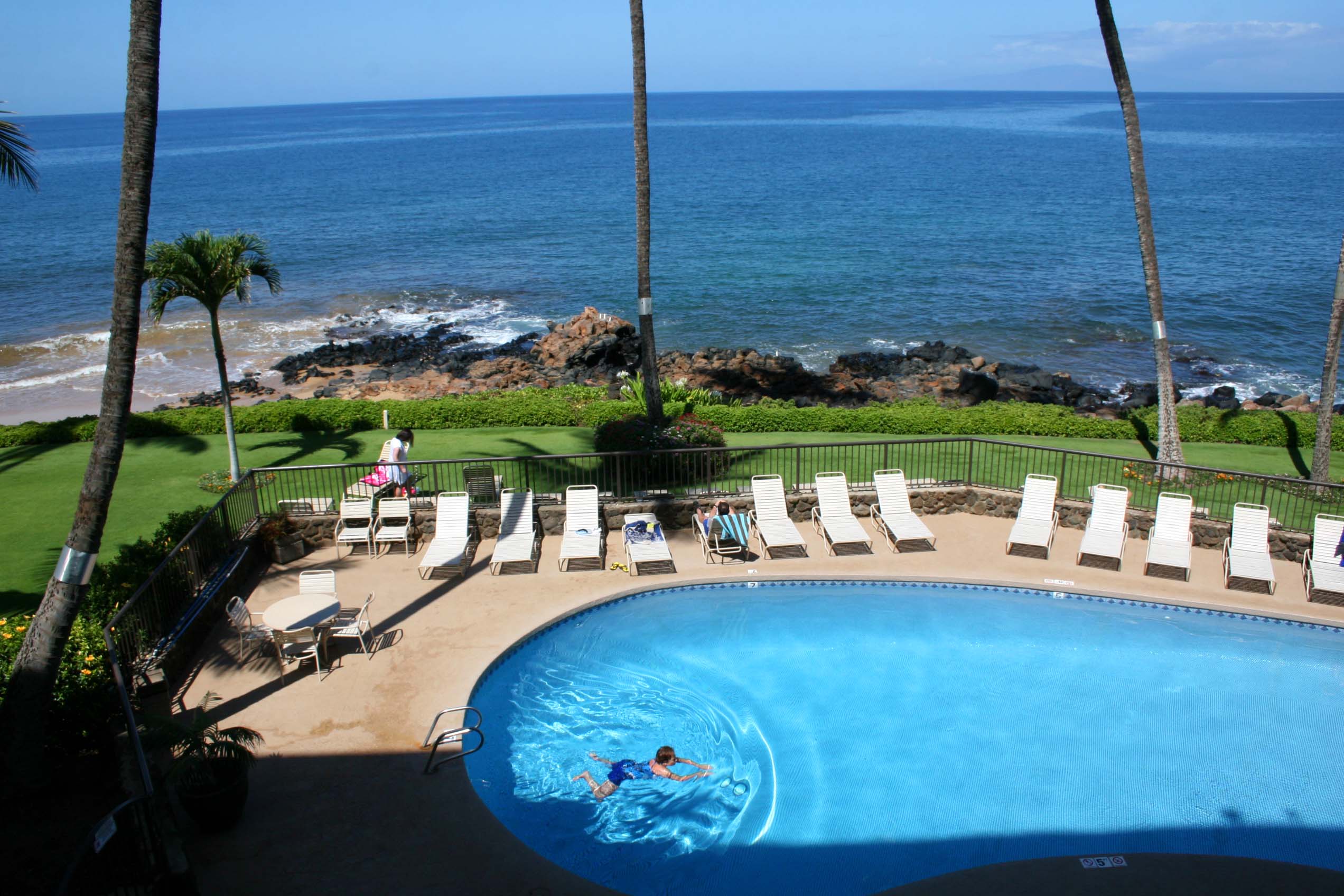 Oceanfront Maui Kamaole Beach 3 Bdrm Royal Mauian 302
